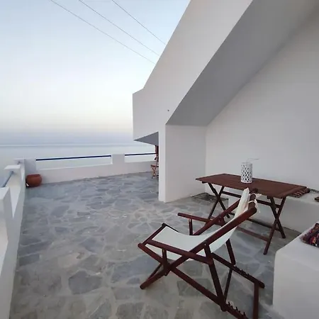 Liotrivi Blue 2 Kythnos