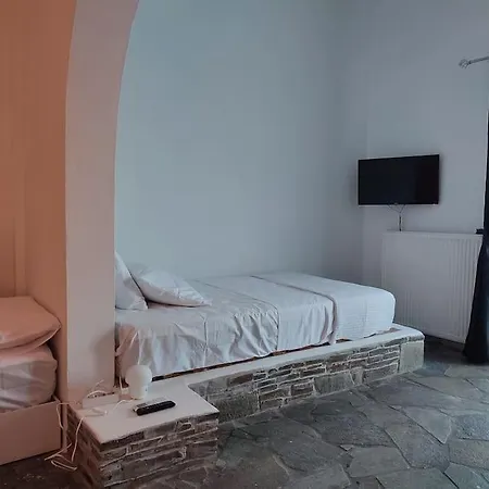 Liotrivi Blue 2 Kythnos