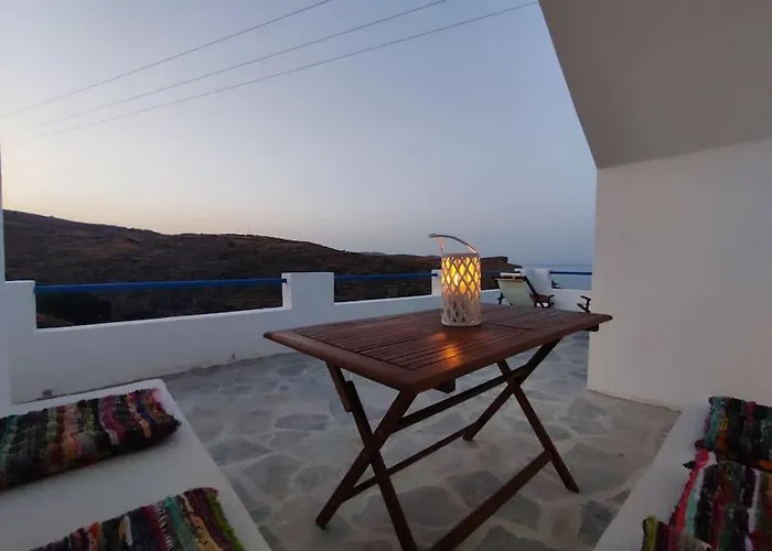 بيت للعطل Liotrivi Blue 2